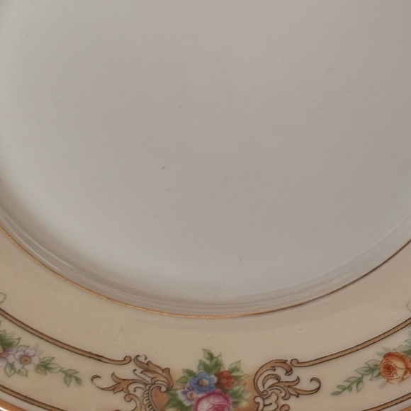 Antique Black Knight Set of 2 24k trim dishes - Picture 4 of 16